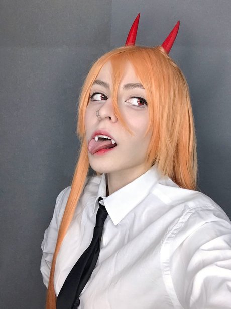 _Hellagaaay xxxスター 写真