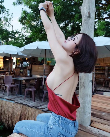 フィットネスガールズオンリーファンズ アートポルノ 写真