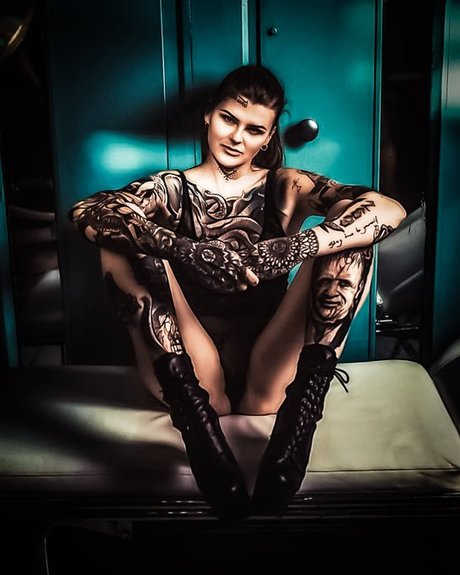 Melisande Sin スター ヌード 画像