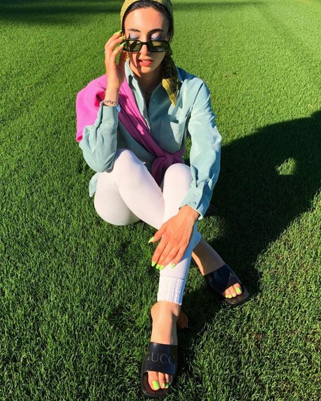 Sher Arar_ ヌードモデル ギャラリー