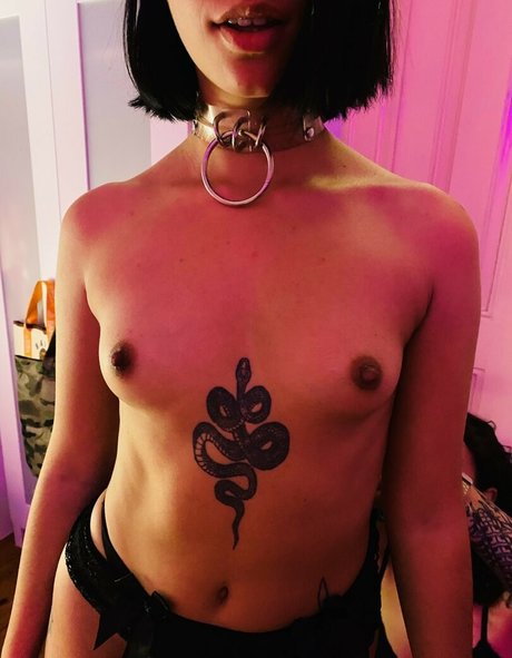 ワークアウト オンリーファンズ ベスト 画像