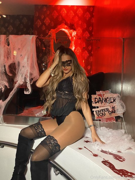 POV 熟女 オンリーファンズ ホットセクシー 画像