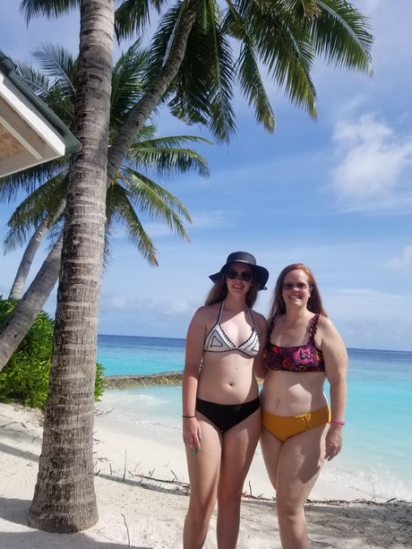 乳首オーガズム オンリーファンズ ホットセクシー 写真