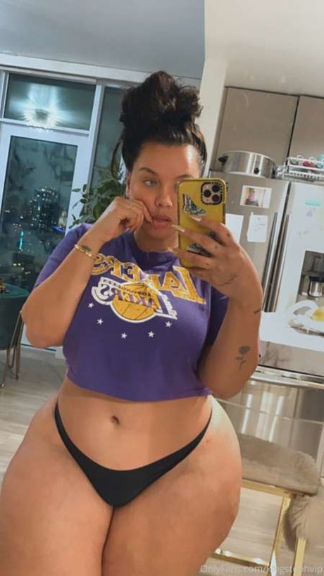 King Steph スター ヌード 画像