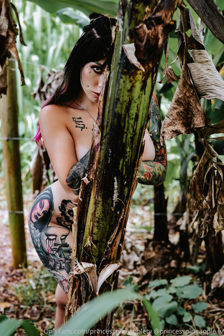 Theprincesspineapple_ 裸モデル 画像