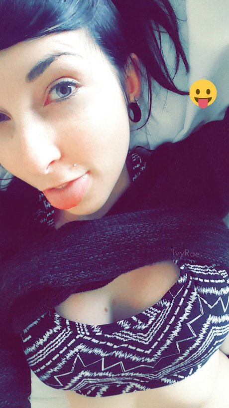 Ivy laura エロティックなモデル 画像