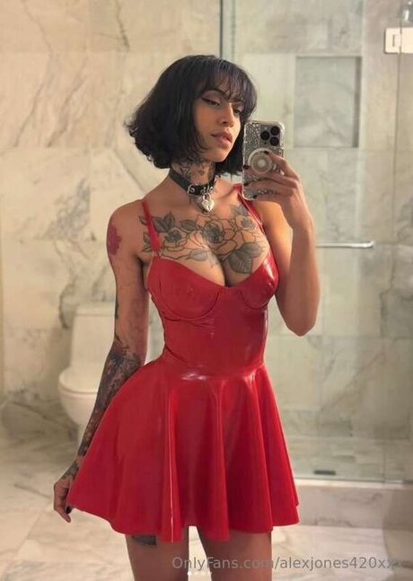 Alexjones420xxx ポルノスター ヌード ギャラリー