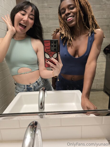 Yunaof 最高のスター 写真