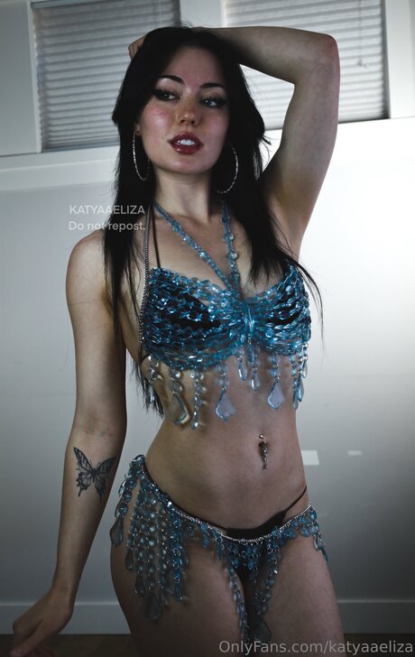 フィットネスアナルオンリーファンズ エロチック 画像