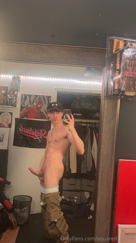 モンスターオンリーファン 裸 写真