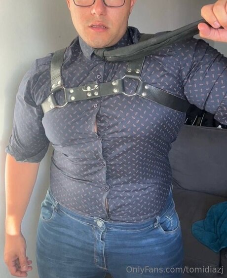 尖ったおっぱいオンリーファンズ アダルト無料 画像