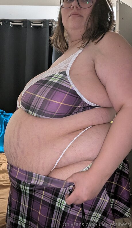 Juicyjessibessi ポルノスター ヌード 写真