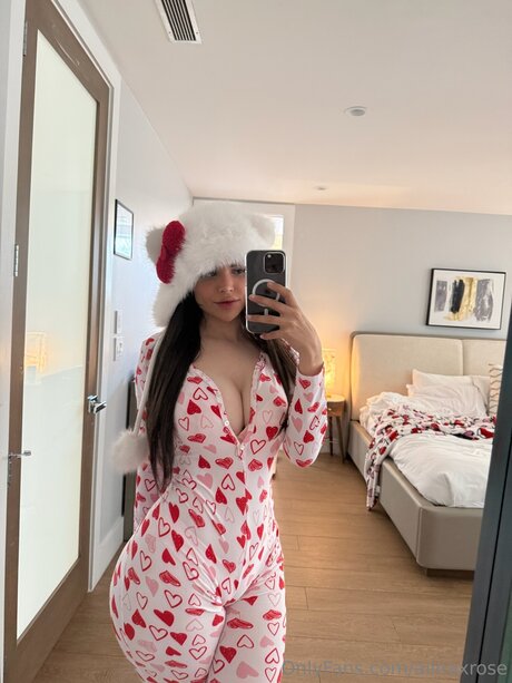 Alinaxrose ポルノスター 可愛い 画像