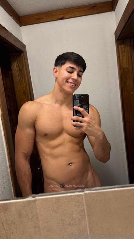 Nastaciofree ホットなポルノスター 画像