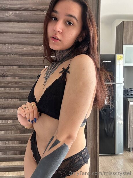 フェイシャルオンリーファンズ 無料ヌード ギャラリー