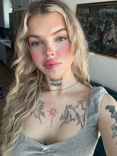 Sirenpain エロティックモデル 写真