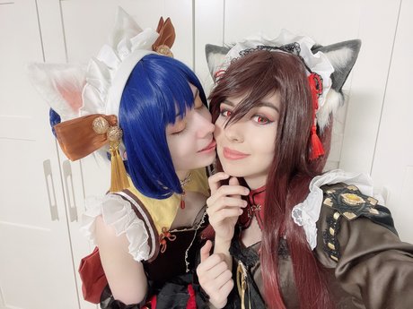 Tasha Bunny and Remi Fox ヌードモデル 写真