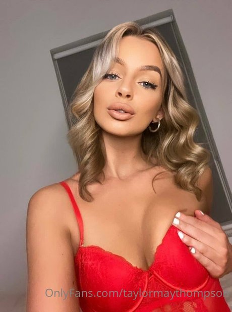 Taylor May Thompson_ トップモデル 写真