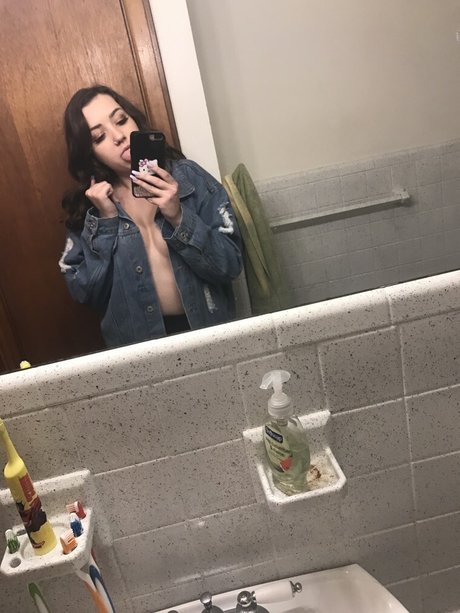 Lydia Love_ ポルノスター アーカイブ