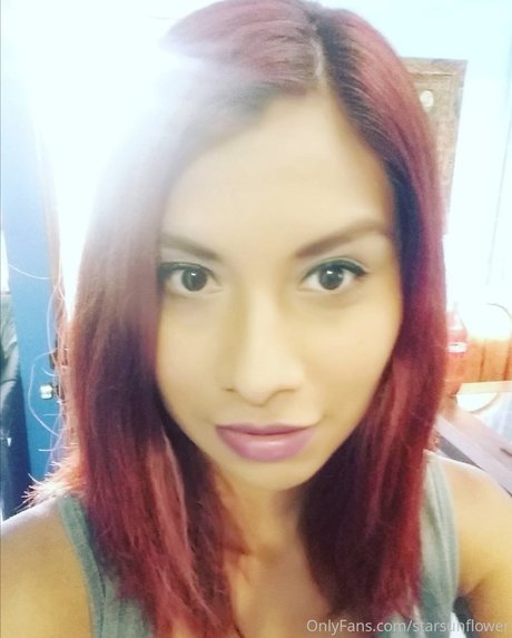 Lizbeth Martinez_ 無料スター ギャラリー