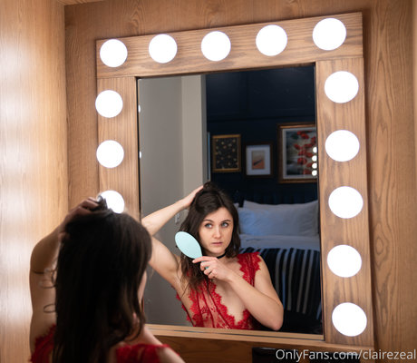 Claire Zeal アート女優 写真