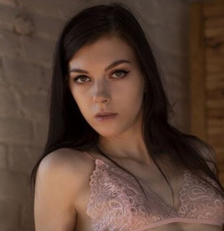 フィットネス熟女オンリーファンズ 美しいヌード 写真