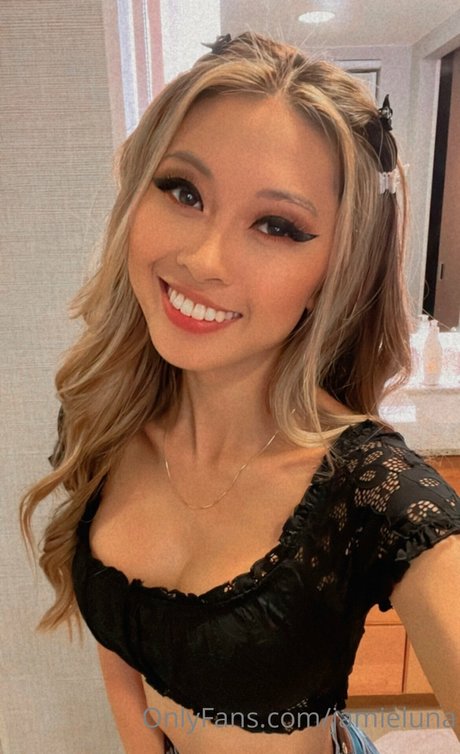 Jamie Luna ポルノスター HD アーカイブ