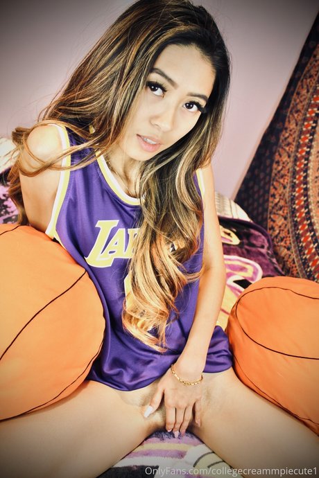 Jamie Luna 裸の女優 写真