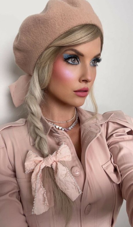 Amanda Cerny エロティックなポルノスター 写真