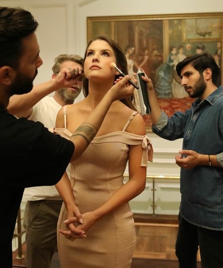 老母オンリーファン ヌード 写真