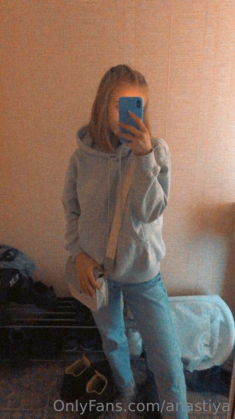 Anastiya 独占モデル 写真