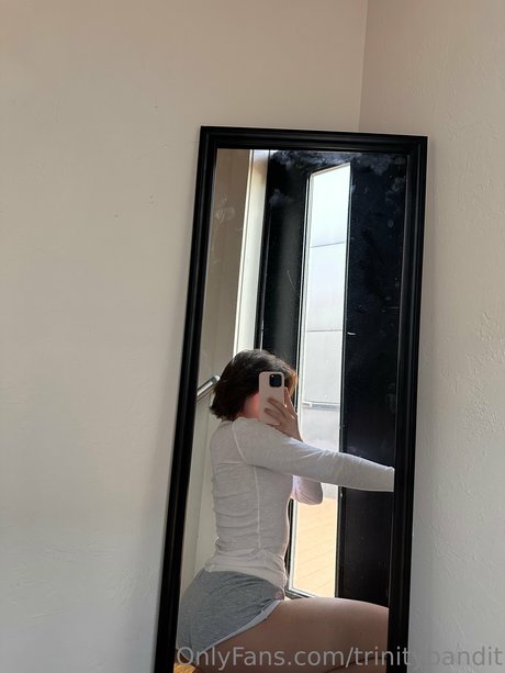 弁護士オンリーファンズ ポルノ 写真