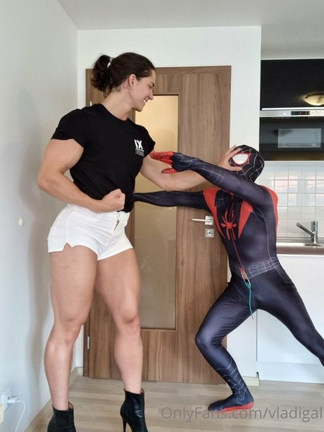 ニューハーフオンリーファン ベスト 写真