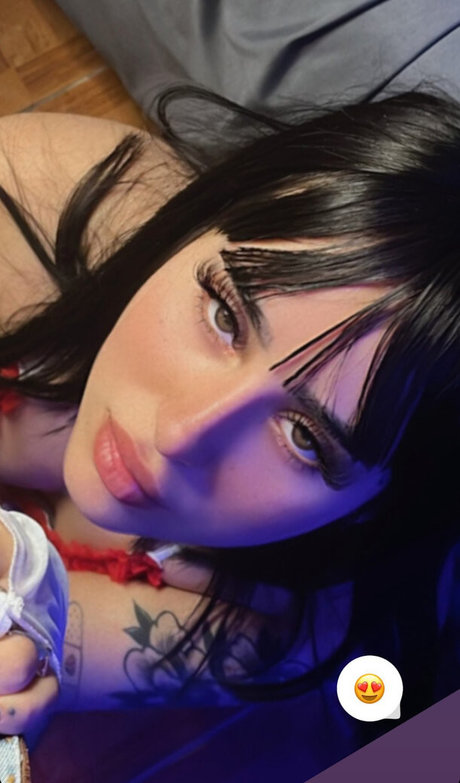 足 熟女 オンリーファンズ アダルト無料 写真