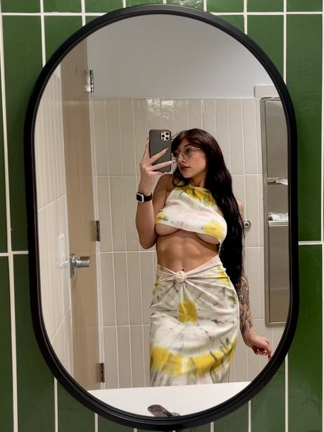 ティーンフィンガリングオンリーファンズ 無料ポルノ ギャラリー