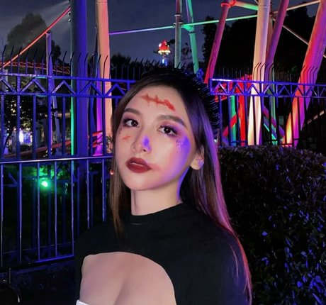 Inshy 完璧なモデル 画像