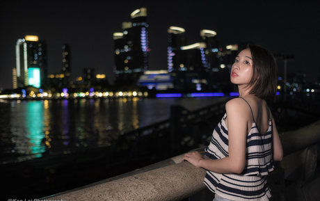 Inshy エロティックなモデル 写真