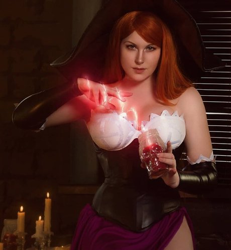 Zyunka Cosplay セクシーなスター 写真