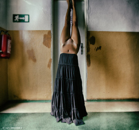 裸の女の子オンリーファンズ ポルノ アーカイブ