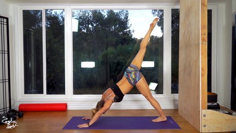 Zuzka Light アートモデル 写真