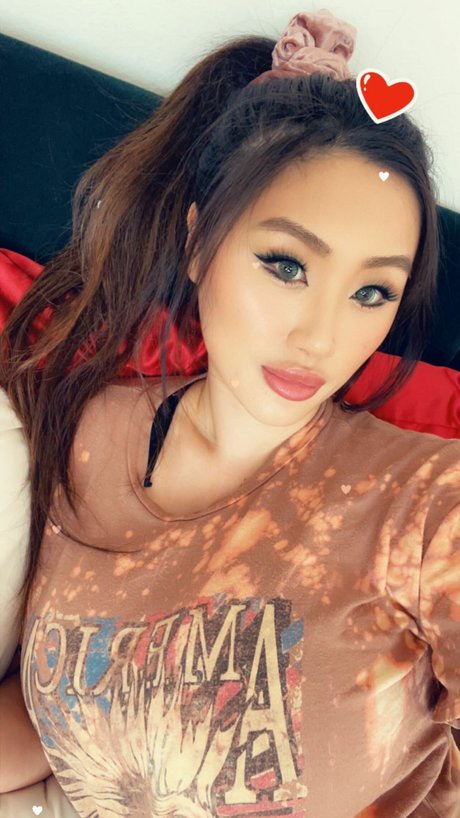 ラテン系メイドオンリーファンズ ホットセックス 画像