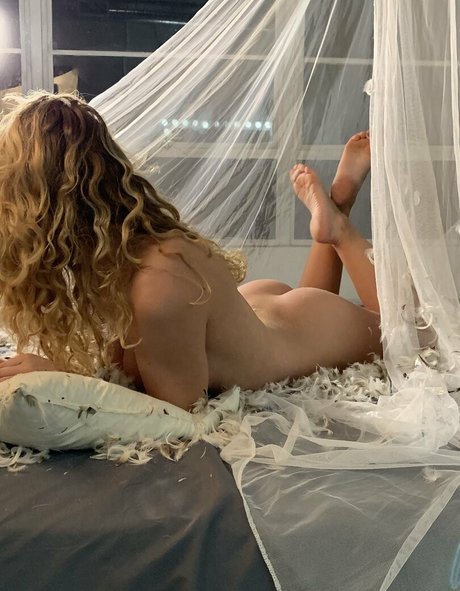 日本の熟女オンリーファンズ 裸 ギャラリー