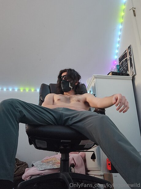 Kylegonewild 完璧なスター 画像