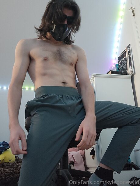 Kylegonewild ホットなポルノスター ギャラリー