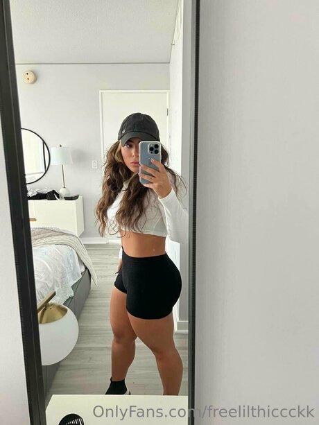 Lilthiccckktv 完璧な女優 画像