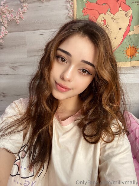 Millymally xxxポルノスター 写真