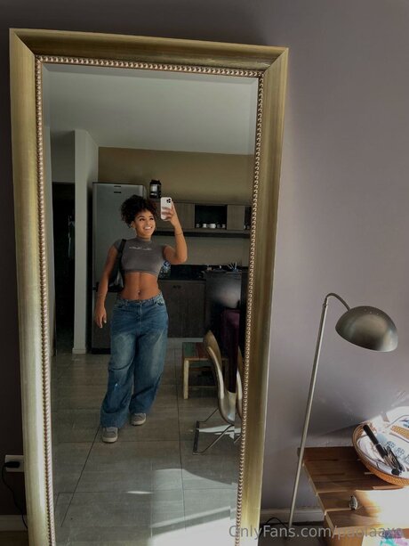 Paolaaxo エロティックなスター アーカイブ