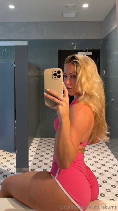 Cultureburns ポルノスター パーフェクト 画像