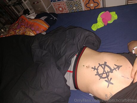 Alexbitchcraft4free エロティックなスター 写真