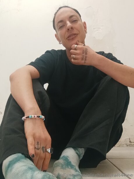 Alexbitchcraft4free アート女優 画像